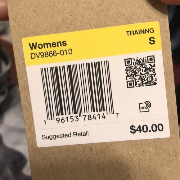 Nike one black ocean bliss Dri-fit Athletic crop top size small - Picture 4 of 7